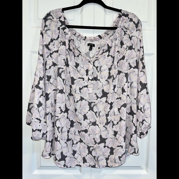 Apt. 9 Tops - Apt. 9 Pastel Floral spring blouse size 2X